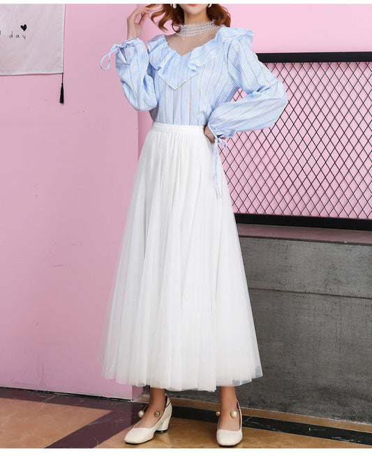 Chic Und Stil | Long Soft Tulle Skirt with High Waist and Slim Fit