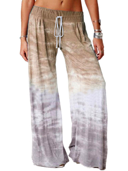 Wide beach pants for women with elastic waist and trendy batik design Chic und Stil