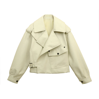 Biker jacket for women with oversized lapels and practical pockets Chic und Stil