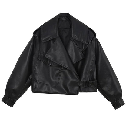 Biker jacket for women with oversized lapels and practical pockets Chic und Stil
