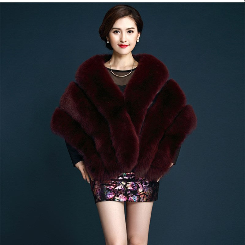 Dames Élégante Écharpe en Fausse Fourrure avec Coupe Volumineuse Chic und Stil