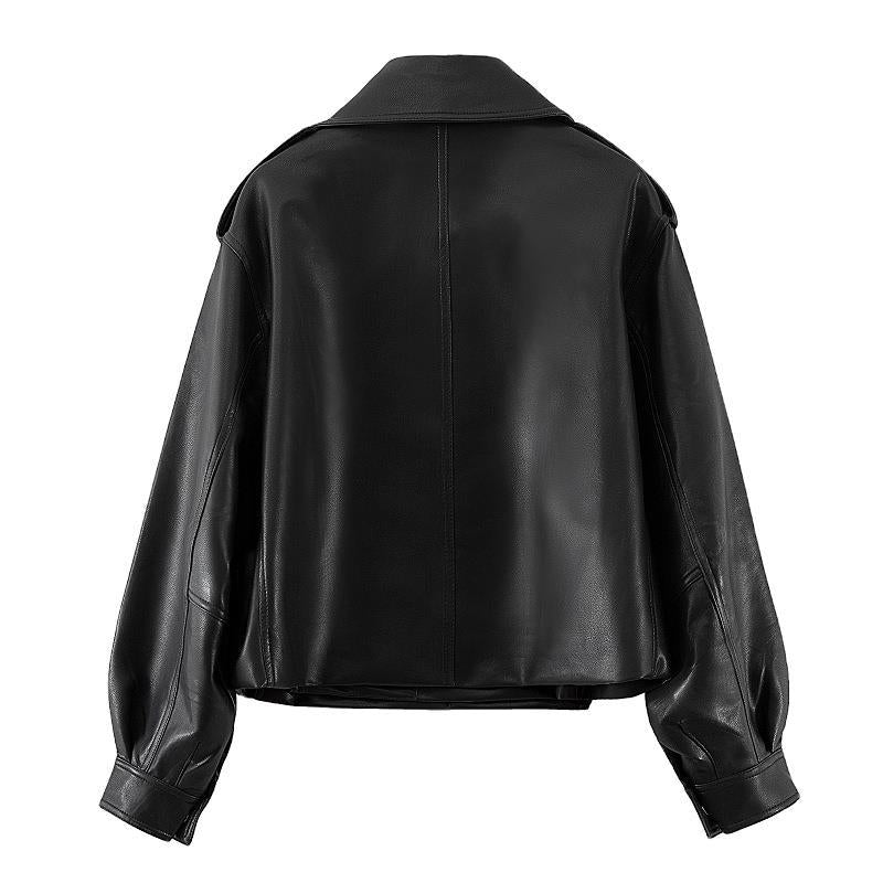 Biker jacket for women with oversized lapels and practical pockets Chic und Stil
