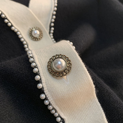 Cardigan élégant pour femme à col en V avec boutons décoratifs Chic und Stil