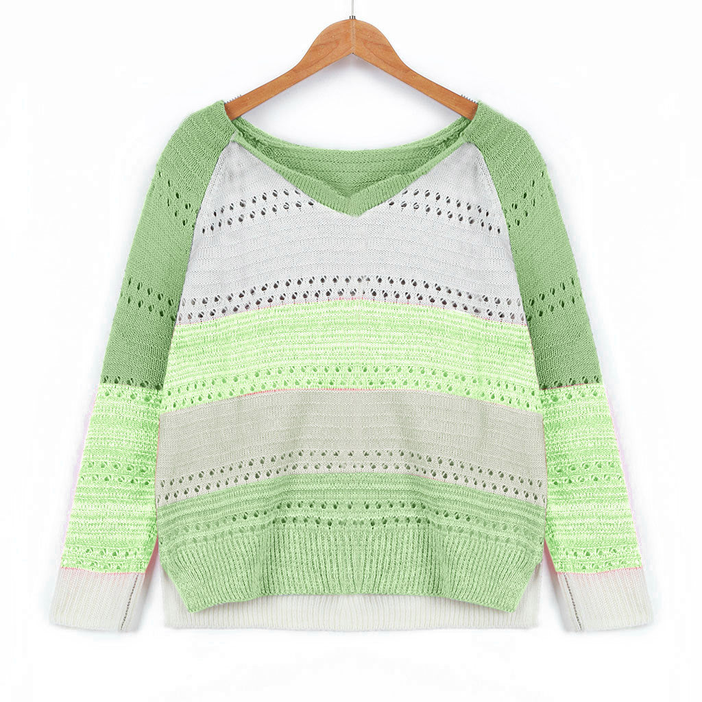 Pull en tricot pour dames avec décolleté en V et délicats motifs ajourés Chic und Stil