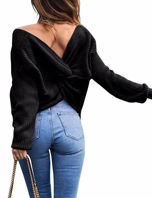 Casual knitted pullover for women with deep V-neck and playful design on the back Chic and Style