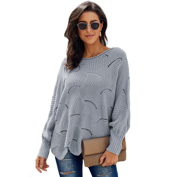 Airy knit sweater for women with wave design Chic und Stil