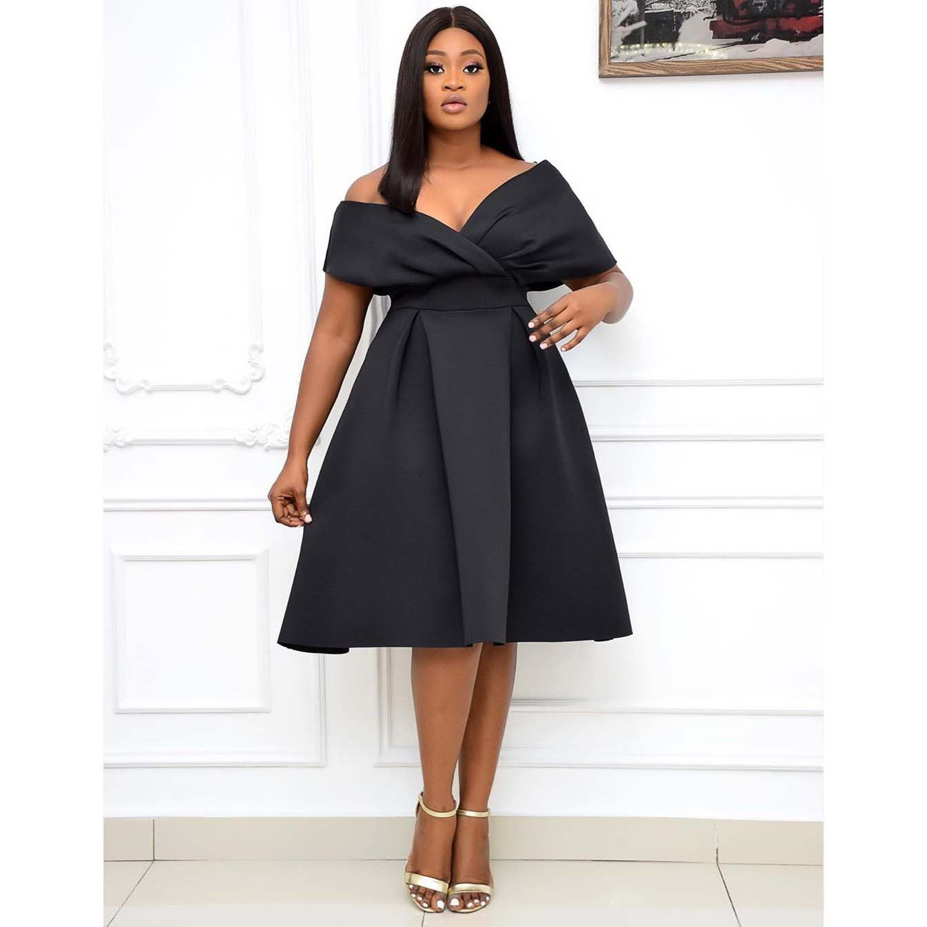 Robe portefeuille pour dames avec une ceinture élégante et une ligne raffinée Chic und Stil