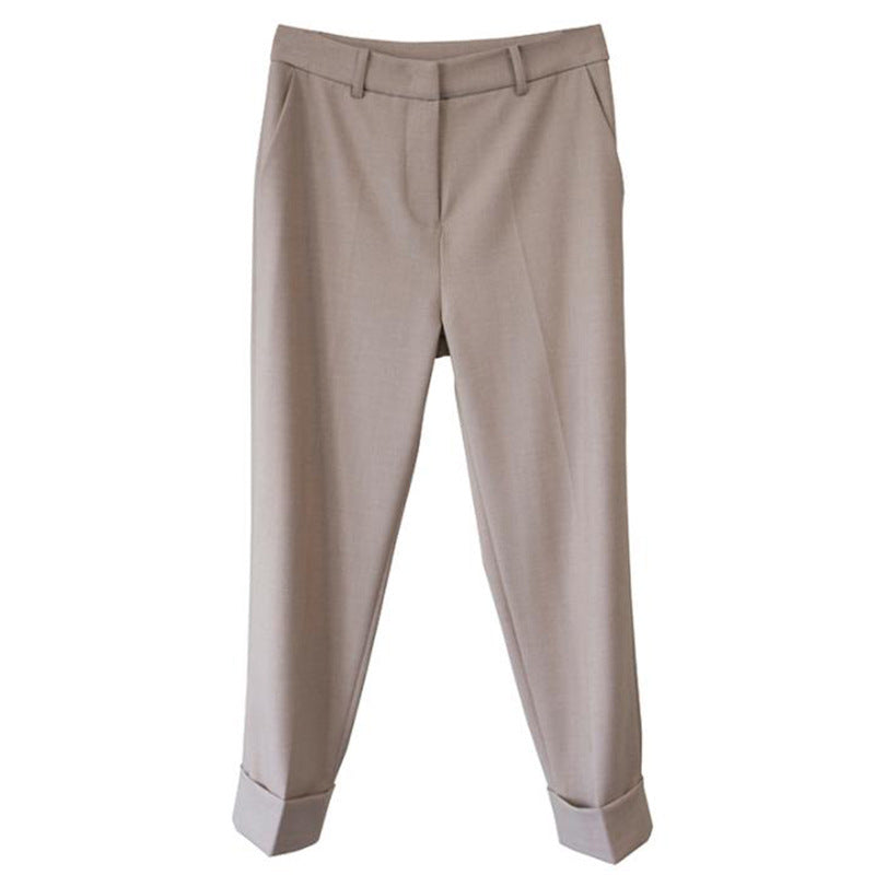 Elegant textured blouse set for women and tailored pants Chic und Stil