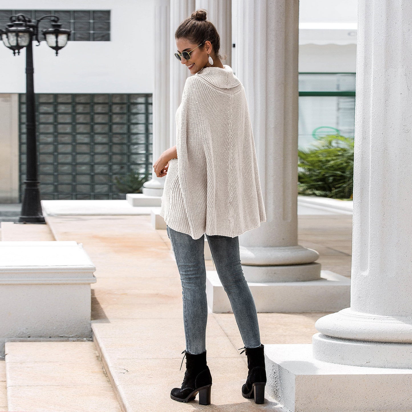 Dame Cardigan dans un style poncho décontracté Chic und Stil