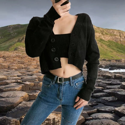 Dames gilet court en tricot avec décolleté en V et détails de boutons Chic und Stil