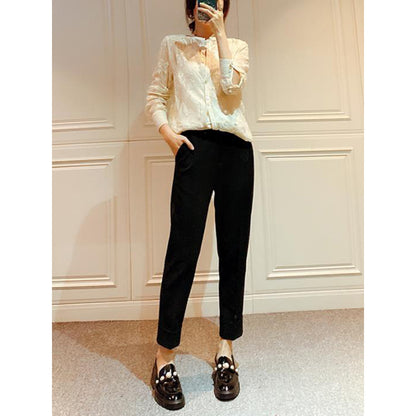 Elegant textured blouse set for women and tailored pants Chic und Stil