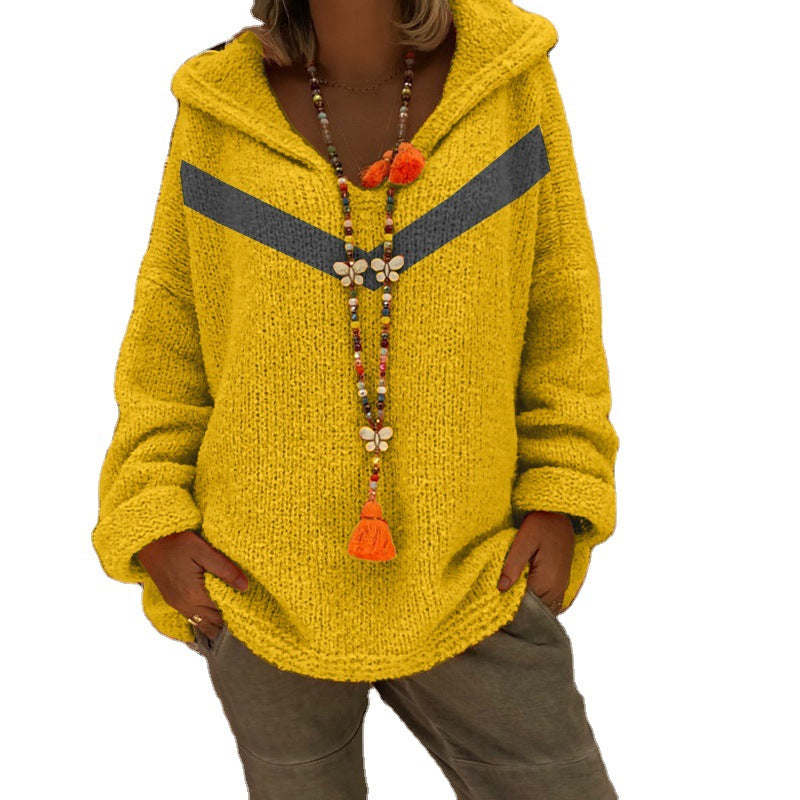 Pull en tricot épais pour femmes avec capuche et détail décoratif Chic und Stil