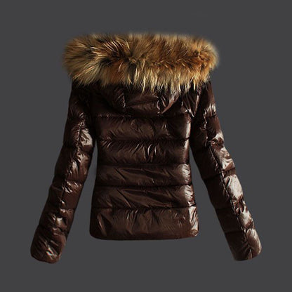 Quilted jacket for women with removable faux fur collar and modern cut Chic and Style