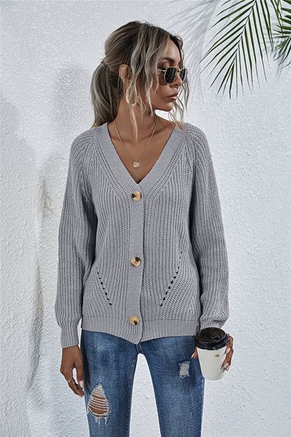 Dames cardigan décontracté avec décolleté en V profond et gros boutons Chic und Stil