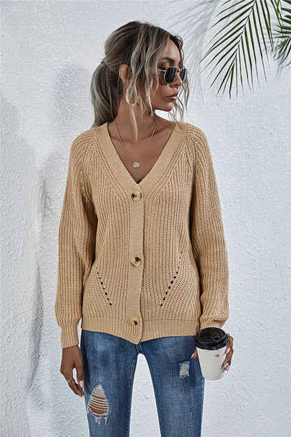 Dames cardigan décontracté avec décolleté en V profond et gros boutons Chic und Stil