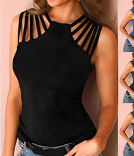 Sleeveless top for women with fitted cut made of high-quality material Chic und Stil