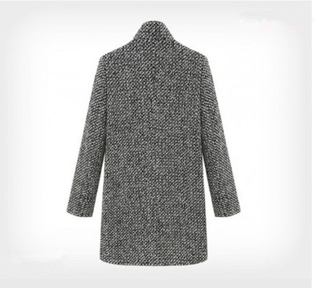 Dames Élégant Blazer avec design structuré et accents à la mode Chic und Stil