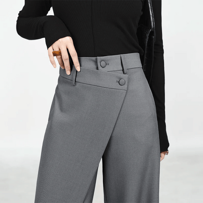 Chic und Stil | Wide pants - Asymmetrical & luxurious wide pants by Isabella Vionnet