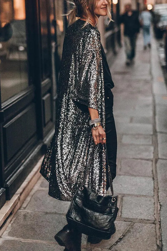 Chic und Stil | Glamour Kimono Made Of Sequins with Keyhole