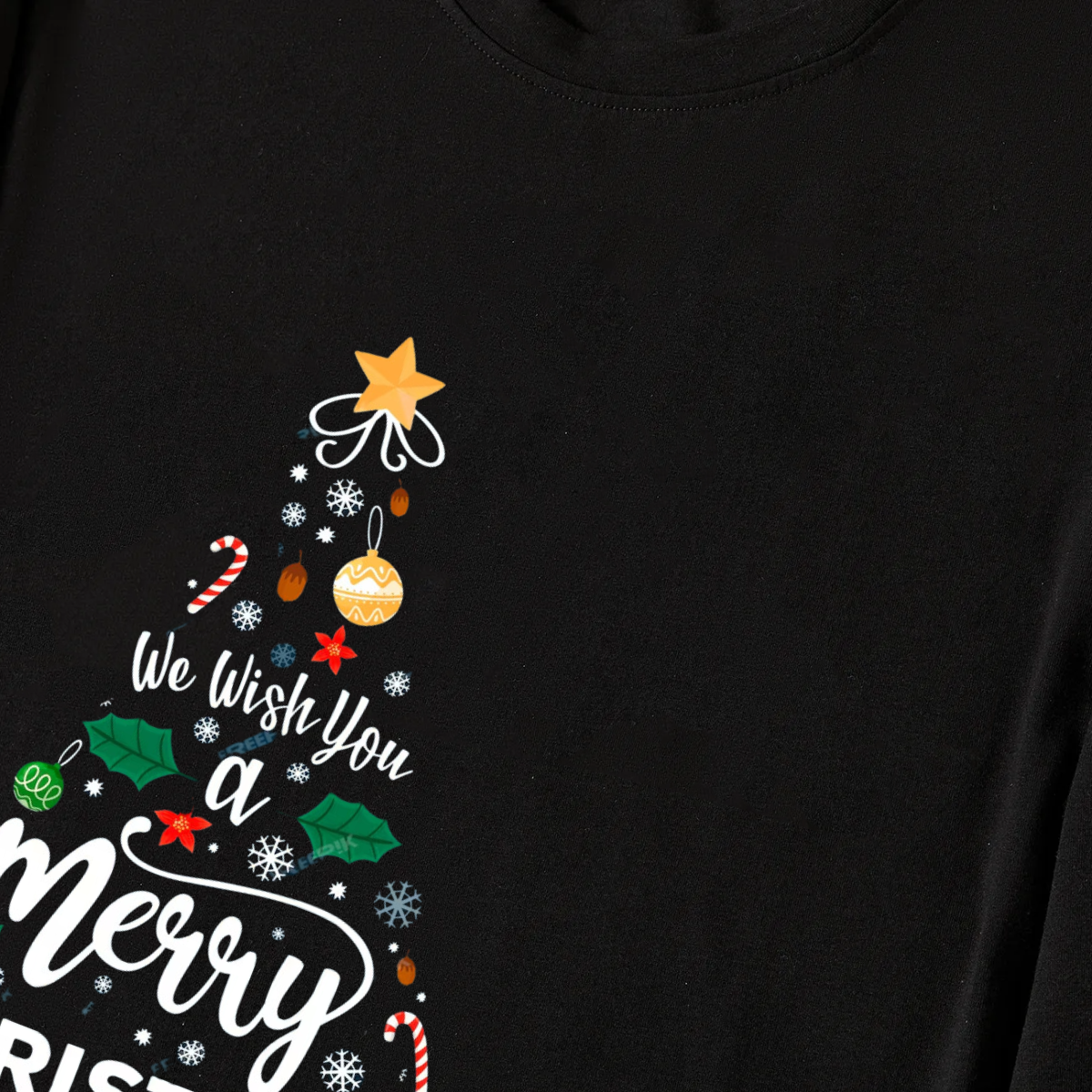 Chic und Stil | "We wish you a Merry Christmas" printed pattern black long-sleeve top with black and green checkered pants family matching pajamas