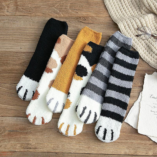 Chic and Style | Thick and warm floor socks with soft cat claws