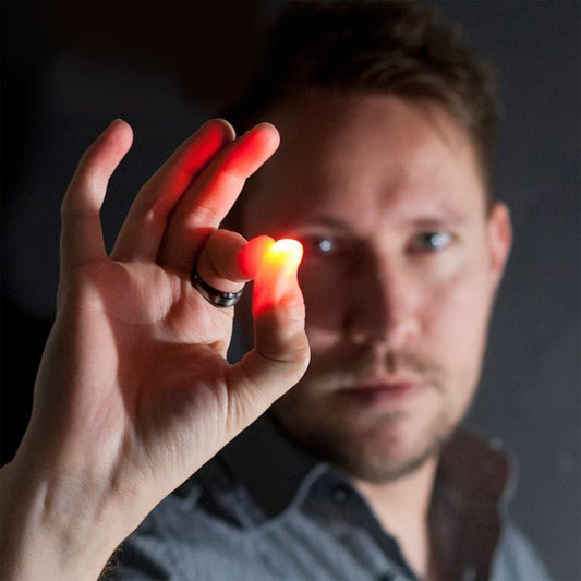 Chic und Stil | Thumb - Light on Fingers Finger Magic Trick 
