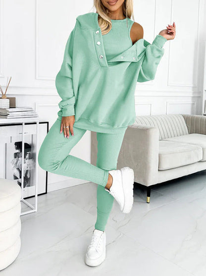 Chic und Stil | 3-piece women's sports set with oversized sweatshirt and slim pants
