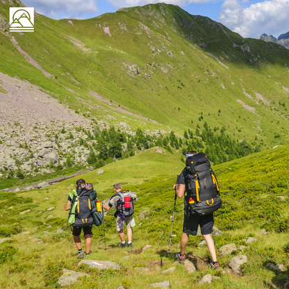 Chic und Stil | Durable Lightweight Hiking Boots with Anti-Slip Grip