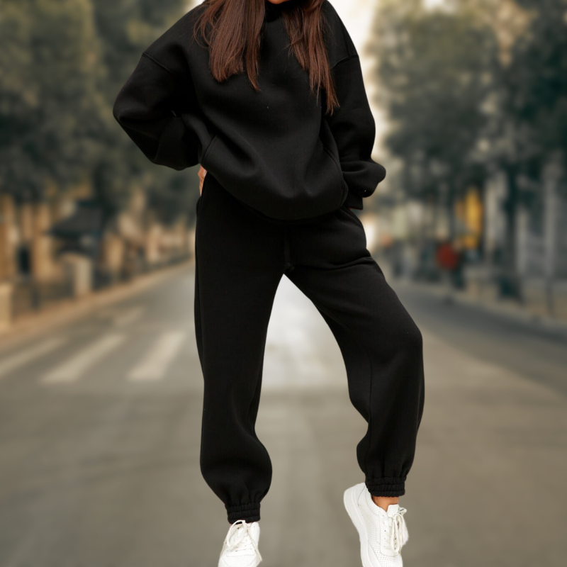 Chic und Stil | Stylish and trendy hoodie and pants set