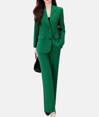 Chic und Stil | Elegant trouser suit with tailored blazer