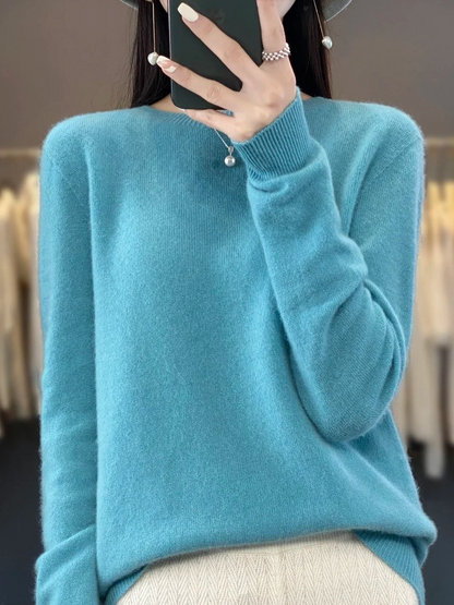 Chic und Stil | Women's Cashmere Sweater Round Neck Soft Elegant Knit Sweater