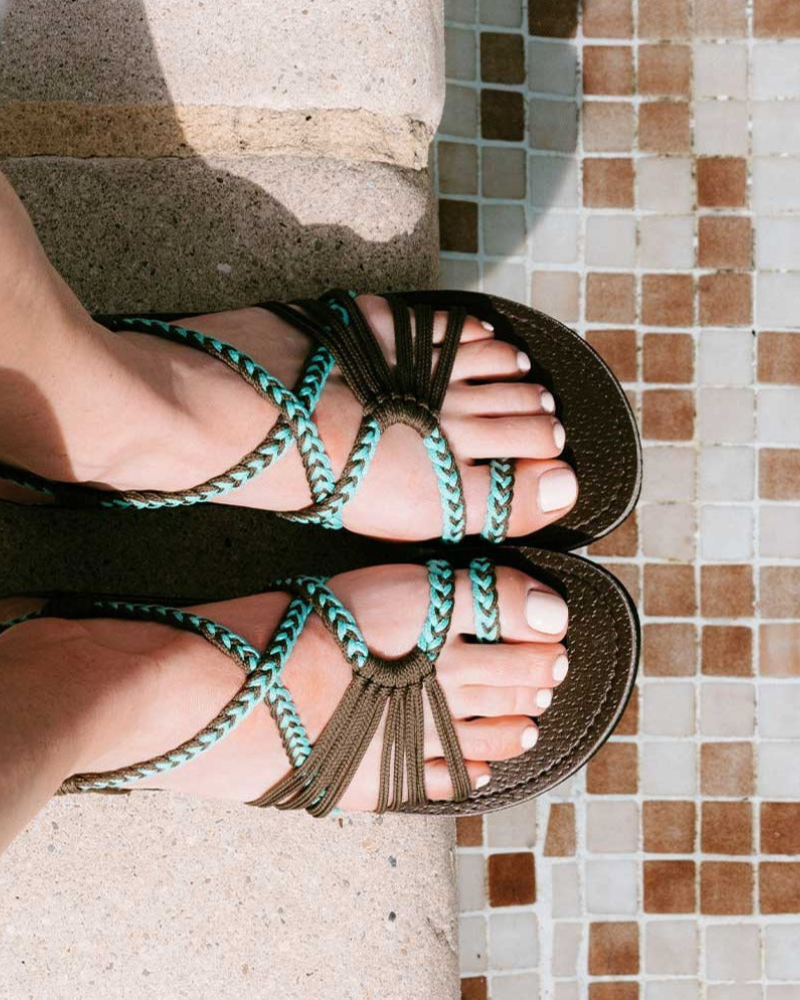 Chic und Stil | Orthopedic Sandals for Women