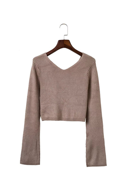 Pull en tricot cropped pour femmes avec design asymétrique et jupe crayon ajustée Chic und Stil