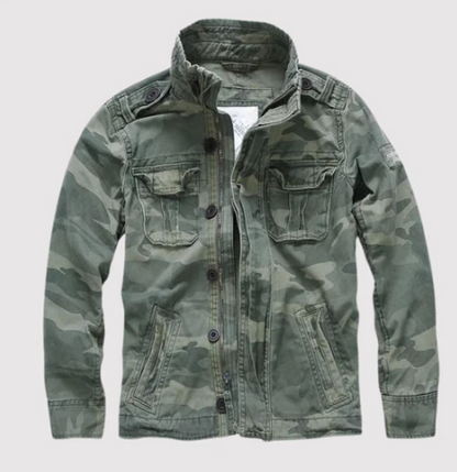 Chic und Stil | Retro Denim Jacket with Various Pockets