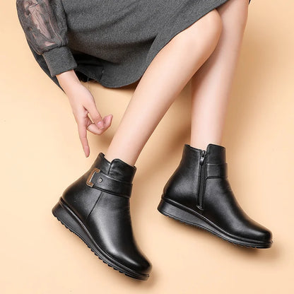 Chic and Style | Women's orthopedic boots with metal buckle in genuine leather and wool