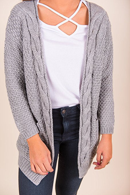 Cardigan en gros tricot pour femmes avec design asymétrique et manches décontractées Chic und Still