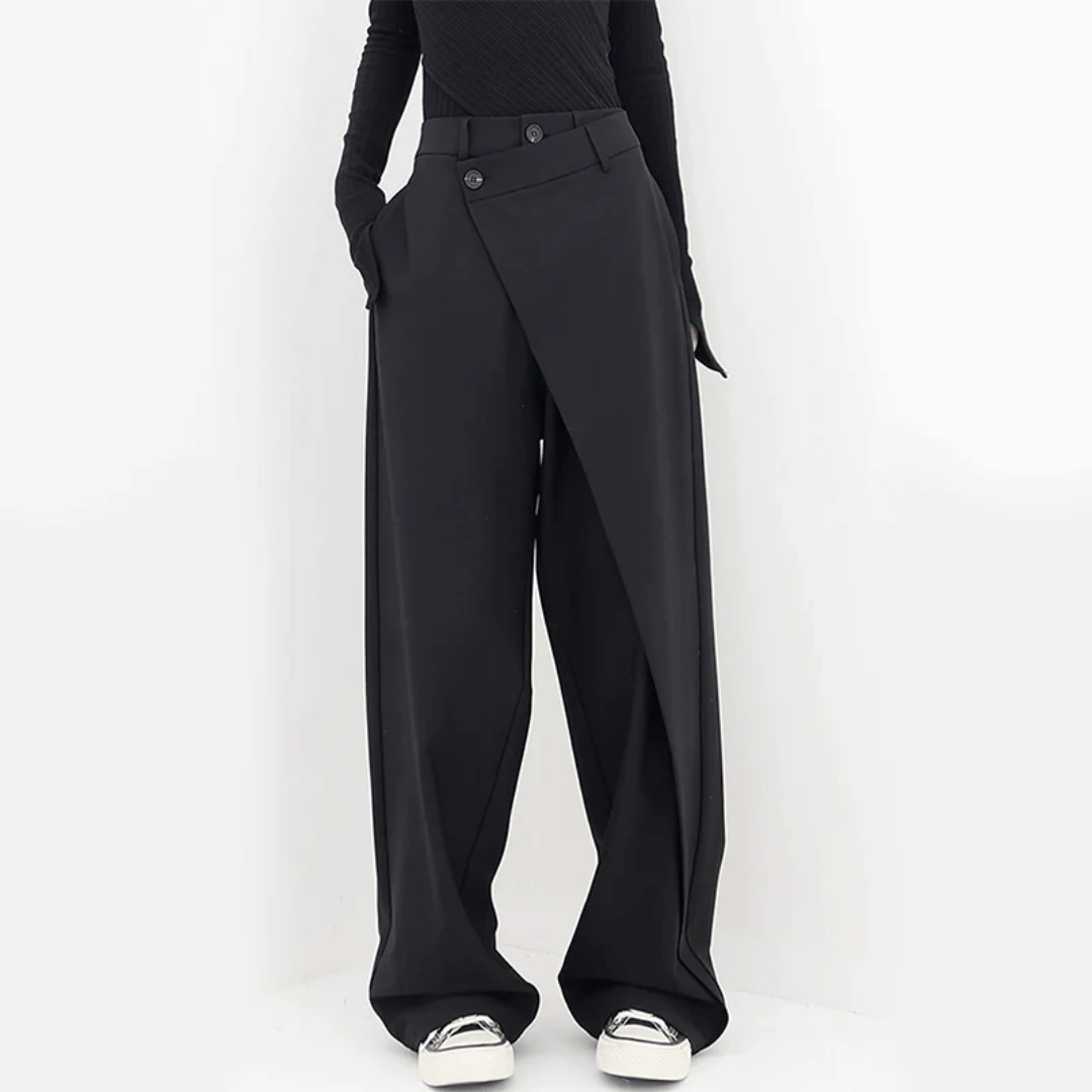 Chic und Stil | Wide pants - Asymmetrical & luxurious wide pants by Isabella Vionnet