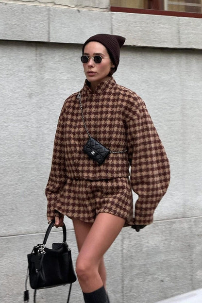 Chic und Stil | Houndstooth Zip Jacket and Shorts Two-Piece Set
