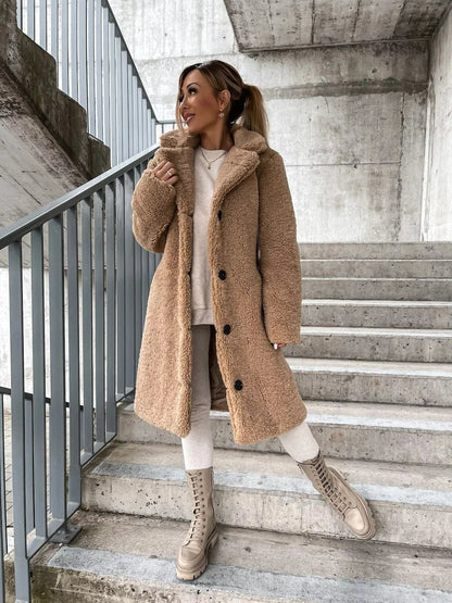Chic und Stil | Plush Trench Coat