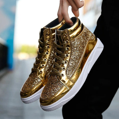 Chic und Stil | Men's Basketball Shoes with Shiny Effect