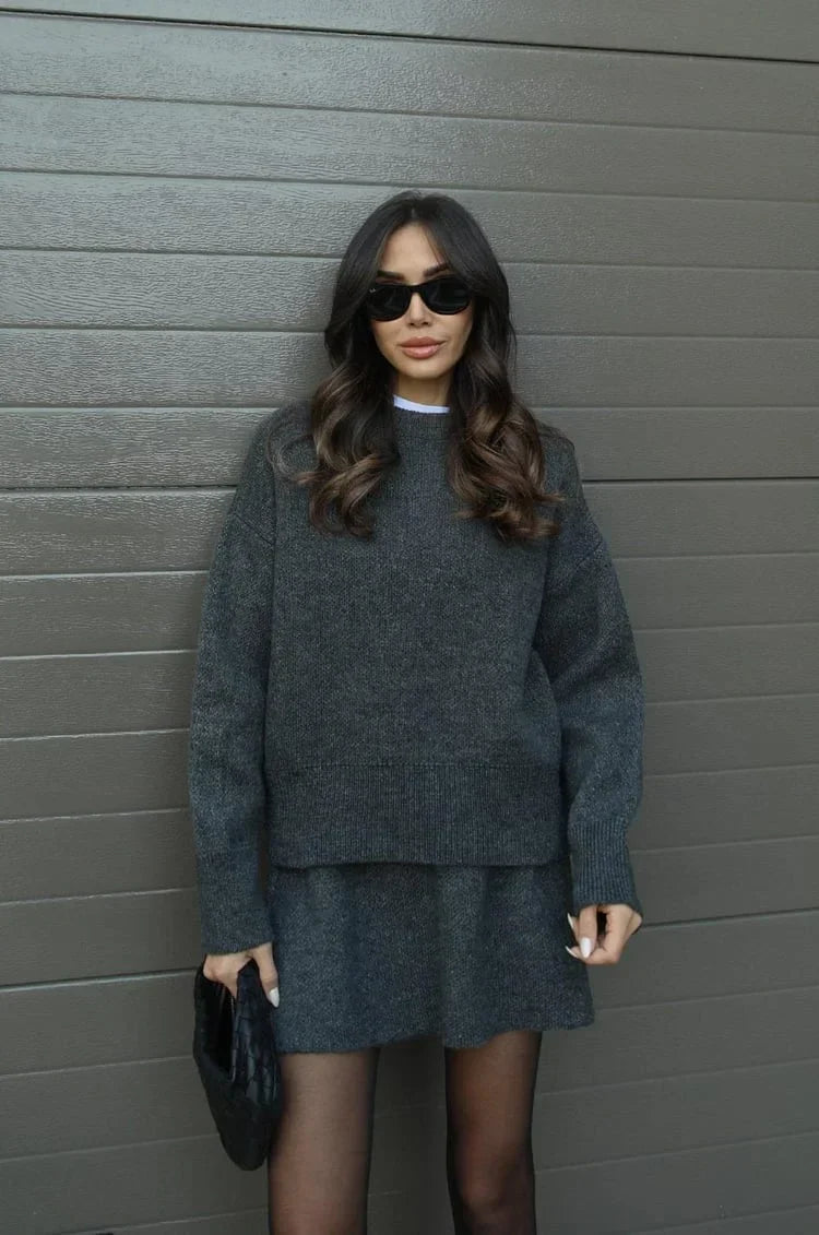 Chic und Stil | Ensemble en tricot - Pull surdimensionné & Mini-jupe - Tenue d'automne