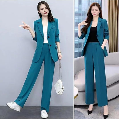 Chic und Stil | Elegant trouser suit with tailored blazer