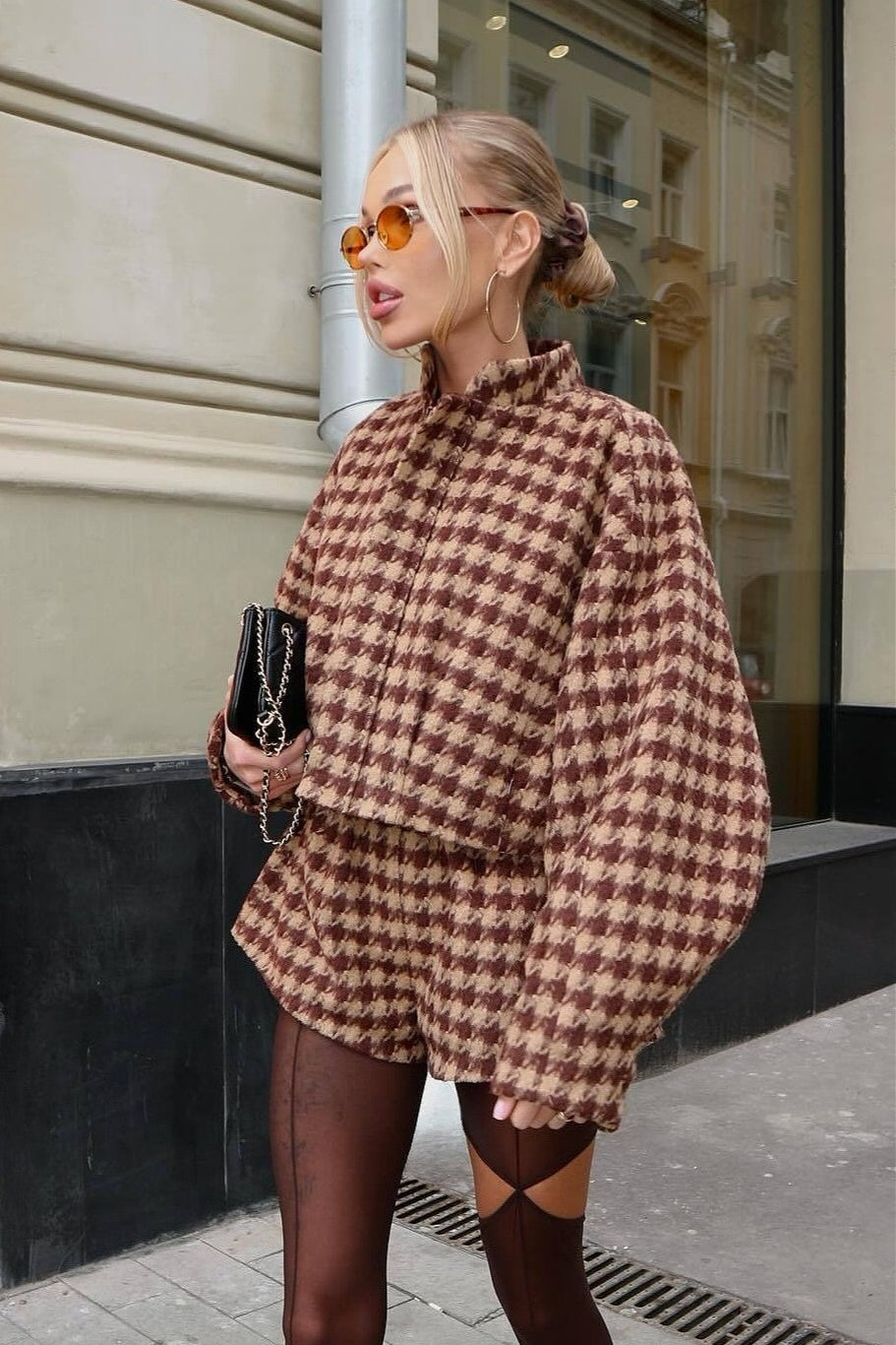 Chic und Stil | Houndstooth Zip Jacket and Shorts Two-Piece Set