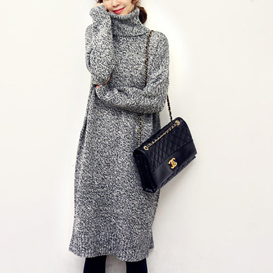 Robe en tricot pour femmes avec un col roulé haut et une coupe décontractée Chic und Still