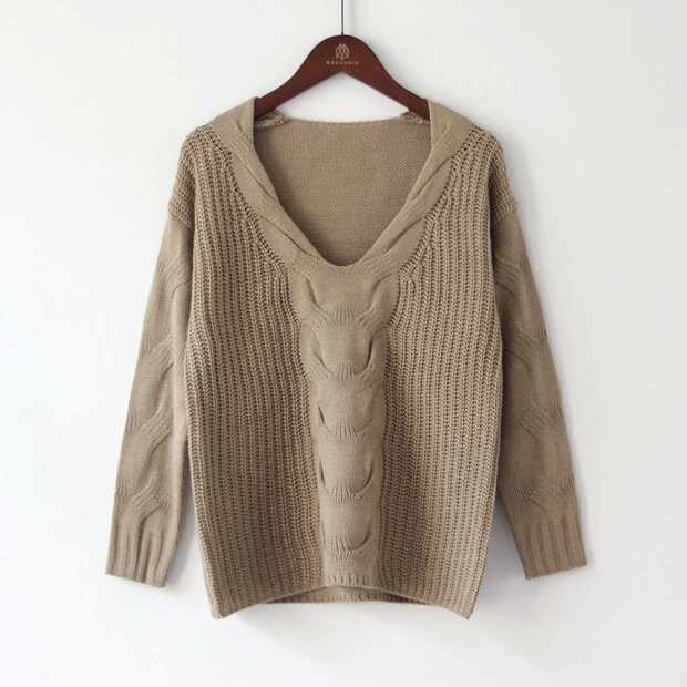 Pull en grosse maille pour dames avec design décolleté et un look décontracté Chic und Still