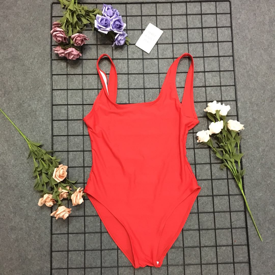 Maillot de bain une pièce classique à dos haut Chic und Stil pour femmes