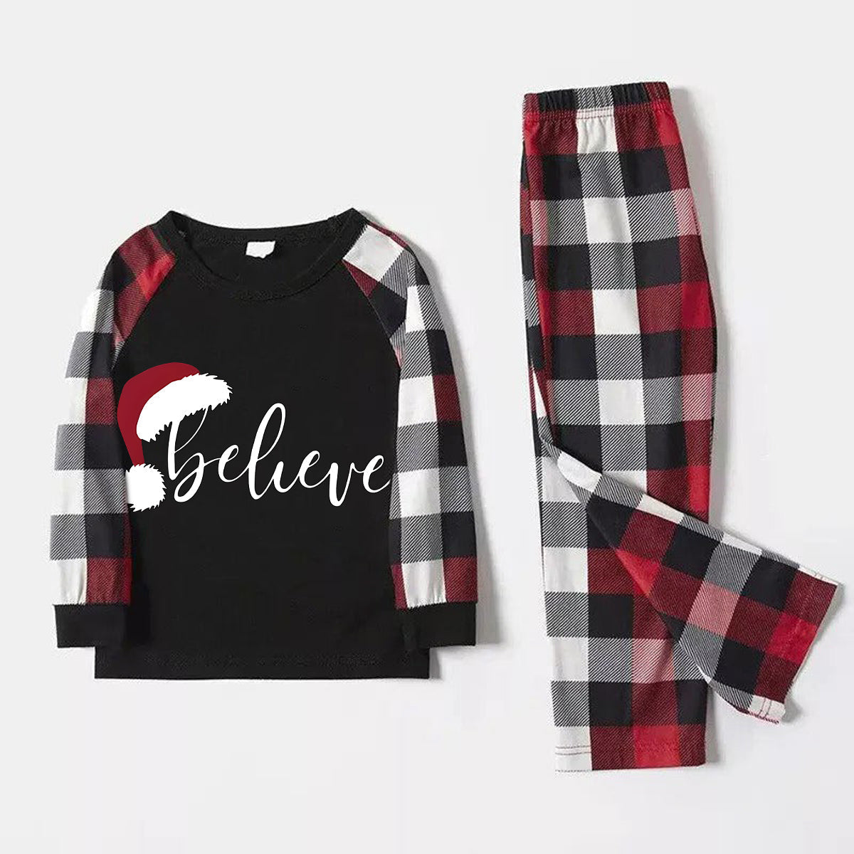 Chic und Stil | Christmas hat and 'Believe' letter print patterned check sleeves contrast tops and red & black & white check pants family pajama set with dog bandana