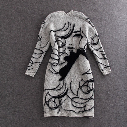 Robe en tricot pour femmes avec un design graphique artistique et un élégant décolleté en V Chic und Stil