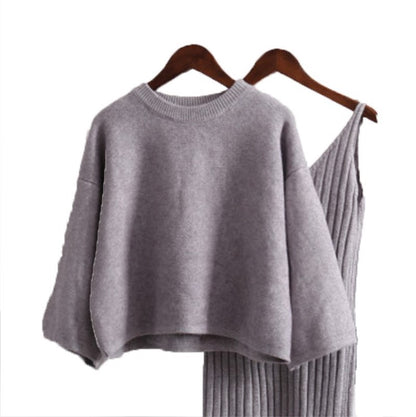Femme ensemble tricoté à la mode avec un pull oversized confortable et une robe étroite Chic und Stil