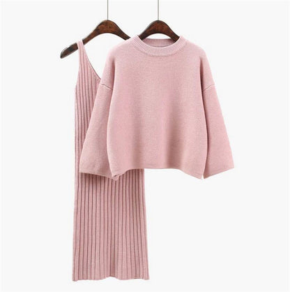 Femme ensemble tricoté à la mode avec un pull oversized confortable et une robe étroite Chic und Stil